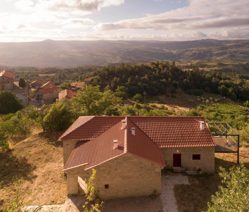 הוילה Sendim  Casa Da Moiroa מראה חיצוני תמונה